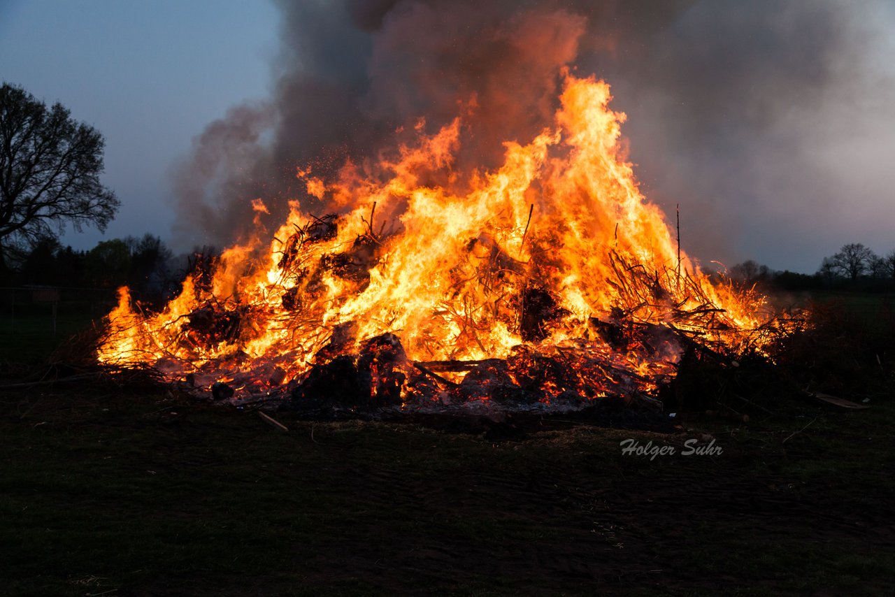 Bild 121 - Wiemersdorfer Osterfeuer